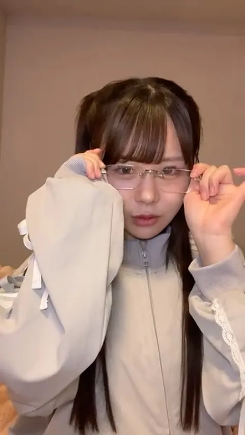 Konatsu Kashiwagi สาวหน้าหวาน ยิ้มสวย แต่ลีลาเร้าร้อน อกอึ๋ม 2