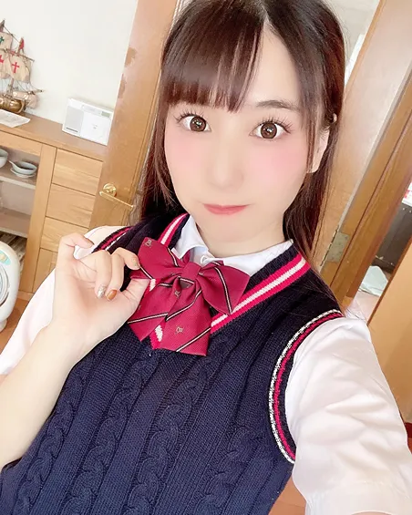 Minami Hatsukawa ประวัติ สาวญี่ปุ่น ลุคสดใส อดีตนักแสดง สายผู้ใหญ่ 24